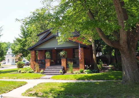 Tiny photo for 401 N University Street, Mt Pleasant, MI 48858 (MLS # 1947957)