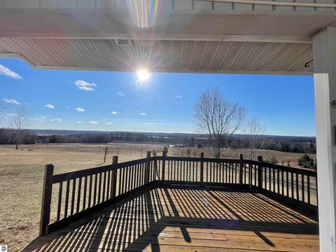 Tiny photo for 4814 S Boone Aire, Traverse City, MI 49684 (MLS # 1944552)