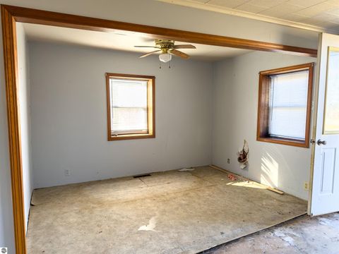 Tiny photo for 5510 E Remus Road, Mt Pleasant, MI 48858 (MLS # 1942511)