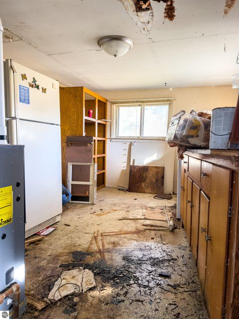 Tiny photo for 5510 E Remus Road, Mt Pleasant, MI 48858 (MLS # 1942511)