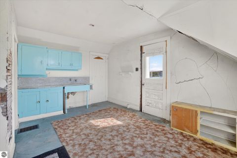 Tiny photo for 6348 N Pingree Road, Elwell, MI 48832 (MLS # 1945159)