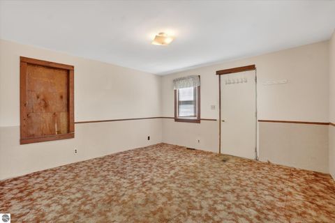 Tiny photo for 6348 N Pingree Road, Elwell, MI 48832 (MLS # 1945159)