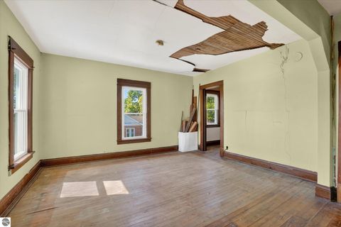 Tiny photo for 6348 N Pingree Road, Elwell, MI 48832 (MLS # 1945159)