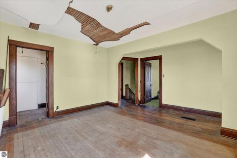 Tiny photo for 6348 N Pingree Road, Elwell, MI 48832 (MLS # 1945159)