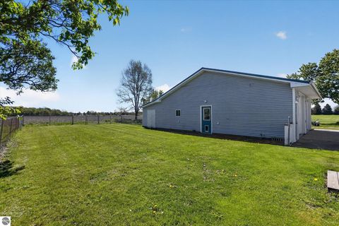 Tiny photo for 6348 N Pingree Road, Elwell, MI 48832 (MLS # 1945159)