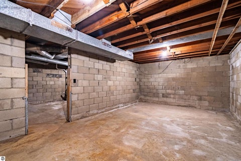 Tiny photo for 121 E Maple Street, Shepherd, MI 48883 (MLS # 1950233)