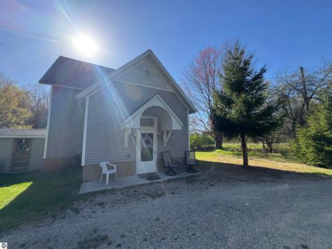 Tiny photo for 1012 S 35 Road, Cadillac, MI 49601 (MLS # 1945248)