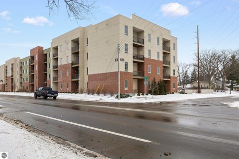 Tiny photo for 630 S Garfield Avenue #116, Traverse City, MI 49686 (MLS # 1942474)