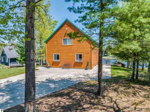 Tiny photo for 3319 S Ogemaw Trail, West Branch, MI 48661 (MLS # 1945623)