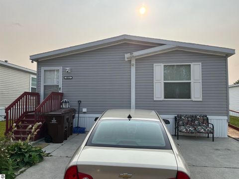 Tiny photo for 1012 Union, Mt Pleasant, MI 48858 (MLS # 1948503)