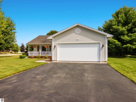 Tiny photo for 3484 E Colonial Drive, Traverse City, MI 49685 (MLS # 1951123)