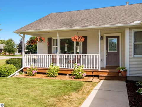 Tiny photo for 3484 E Colonial Drive, Traverse City, MI 49685 (MLS # 1951123)