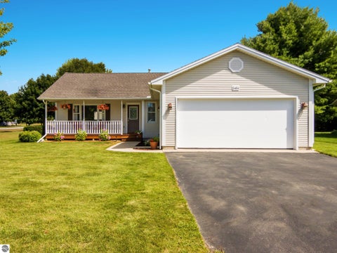 Photo of 3484 E Colonial Drive, Traverse City, MI 49685 (MLS # 1951123)
