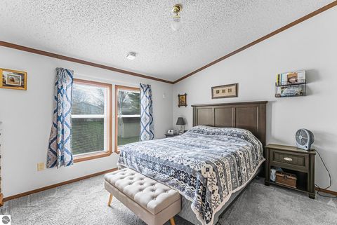 Tiny photo for 712 Pheasant Boulevard, Cadillac, MI 49601 (MLS # 1943930)