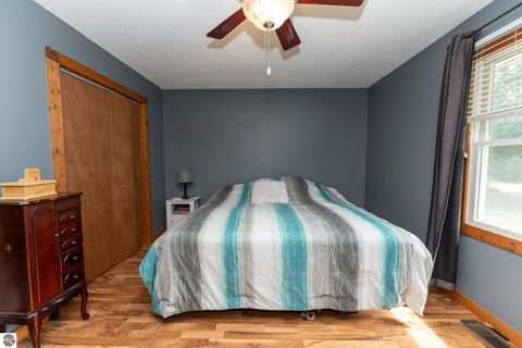 Tiny photo for 1004 Bishop Lane, Lake Isabella, MI 48893 (MLS # 1943219)