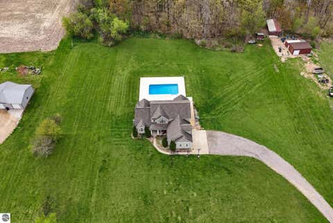 Tiny photo for 4362 S Vickeryville Road, Sheridan, MI 48884 (MLS # 1944604)