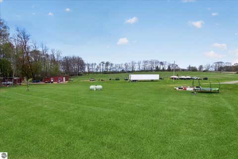 Tiny photo for 4362 S Vickeryville Road, Sheridan, MI 48884 (MLS # 1944604)