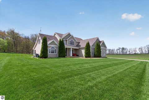 Tiny photo for 4362 S Vickeryville Road, Sheridan, MI 48884 (MLS # 1944604)