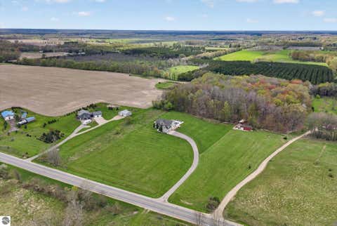 Tiny photo for 4362 S Vickeryville Road, Sheridan, MI 48884 (MLS # 1944604)