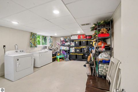 Tiny photo for 4380 S Crawford Road, Mt Pleasant, MI 48858 (MLS # 1947884)