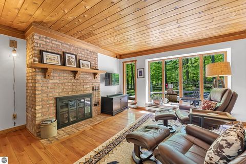 Tiny photo for 4021 E Oxford Drive, Leland, MI 49654 (MLS # 1945512)