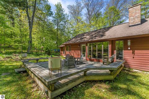 Tiny photo for 4021 E Oxford Drive, Leland, MI 49654 (MLS # 1945512)