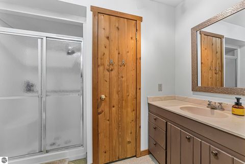 Tiny photo for 4021 E Oxford Drive, Leland, MI 49654 (MLS # 1945512)
