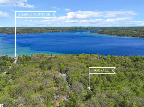 Tiny photo for 4021 E Oxford Drive, Leland, MI 49654 (MLS # 1945512)