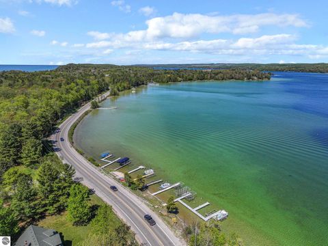 Tiny photo for 4021 E Oxford Drive, Leland, MI 49654 (MLS # 1945512)