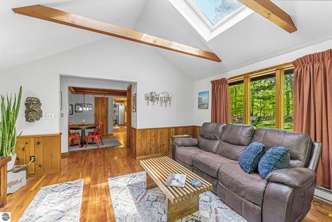 Tiny photo for 4021 E Oxford Drive, Leland, MI 49654 (MLS # 1945512)