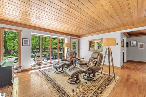 Tiny photo for 4021 E Oxford Drive, Leland, MI 49654 (MLS # 1945512)