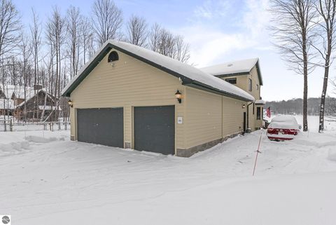 Tiny photo for 420 W Beech Bark Trail, Maple City, MI 49664 (MLS # 1942103)