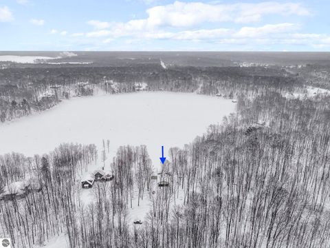 Tiny photo for 420 W Beech Bark Trail, Maple City, MI 49664 (MLS # 1942103)