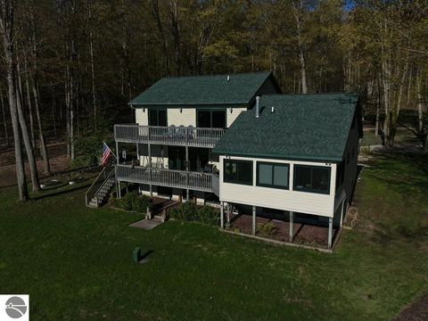 Tiny photo for 420 W Beech Bark Trail, Maple City, MI 49664 (MLS # 1942103)