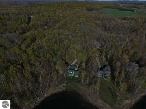 Tiny photo for 420 W Beech Bark Trail, Maple City, MI 49664 (MLS # 1942103)