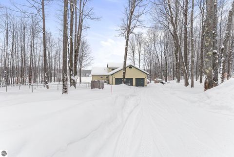Tiny photo for 420 W Beech Bark Trail, Maple City, MI 49664 (MLS # 1942103)