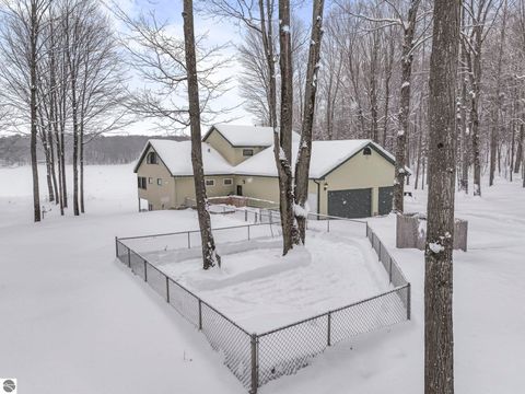Tiny photo for 420 W Beech Bark Trail, Maple City, MI 49664 (MLS # 1942103)