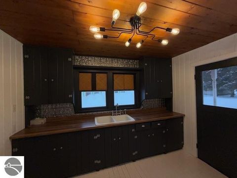 Tiny photo for 405 George Street, Roscommon, MI 48653 (MLS # 1941398)