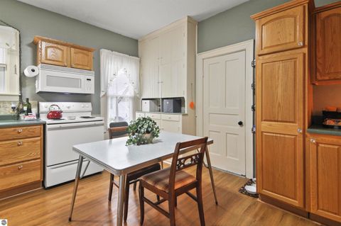 Tiny photo for 865 Farrar Street, Cadillac, MI 49601 (MLS # 1945260)