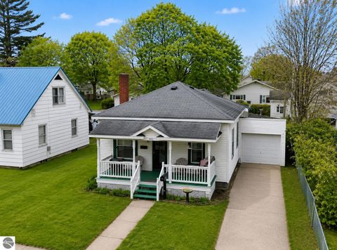 Tiny photo for 865 Farrar Street, Cadillac, MI 49601 (MLS # 1945260)