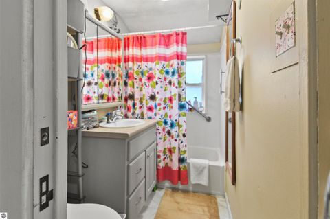 Tiny photo for 865 Farrar Street, Cadillac, MI 49601 (MLS # 1945260)
