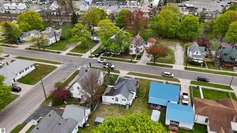 Tiny photo for 865 Farrar Street, Cadillac, MI 49601 (MLS # 1945260)