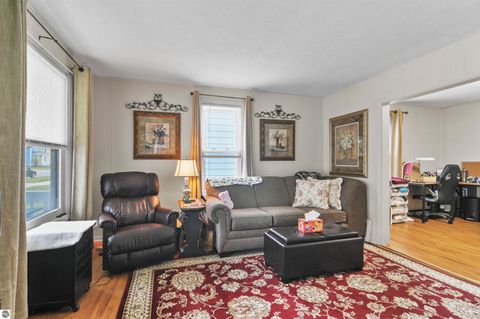 Tiny photo for 865 Farrar Street, Cadillac, MI 49601 (MLS # 1945260)