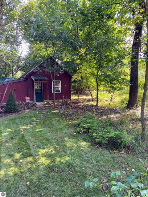 Tiny photo for 591 Cedar Drive, Mt Pleasant, MI 48858 (MLS # 1948395)
