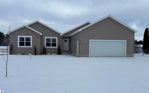 Photo of 2401 Joseph Drive, Mt Pleasant, MI 48858 (MLS # 1941752)