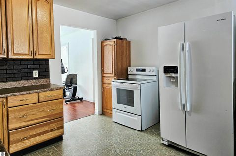 Tiny photo for 90 Flanders Road, Charlotte, MI 48813 (MLS # 1942162)