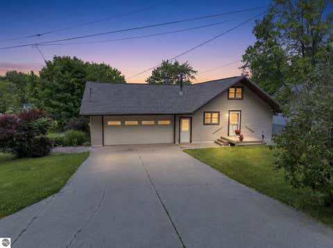 Photo of 10876 Lockwood Drive, Cadillac, MI 49601 (MLS # 1947577)