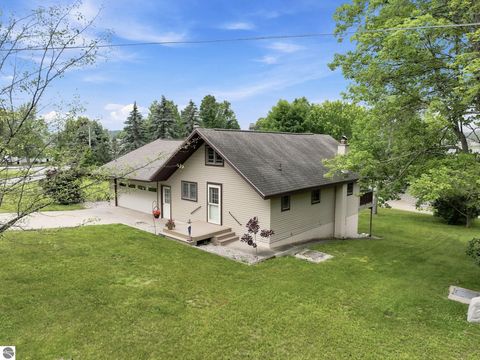 Tiny photo for 10876 Lockwood Drive, Cadillac, MI 49601 (MLS # 1947577)