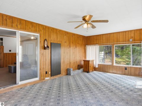 Tiny photo for 262 E Bear Lake Road NE RD, Kalkaska, MI 49646 (MLS # 1945558)