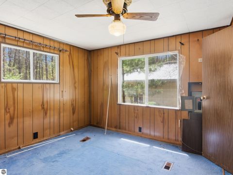 Tiny photo for 262 E Bear Lake Road NE RD, Kalkaska, MI 49646 (MLS # 1945558)